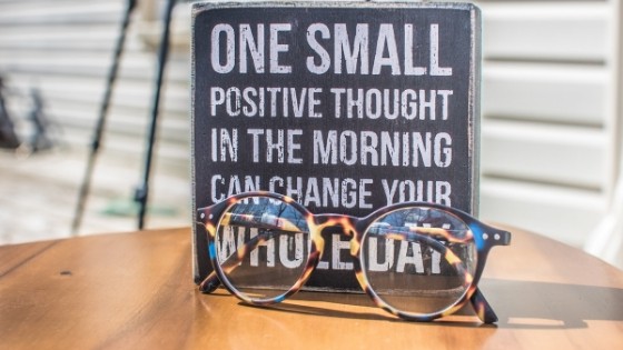 20 Quotes about the Importance of Positive Thoughts (With Images)