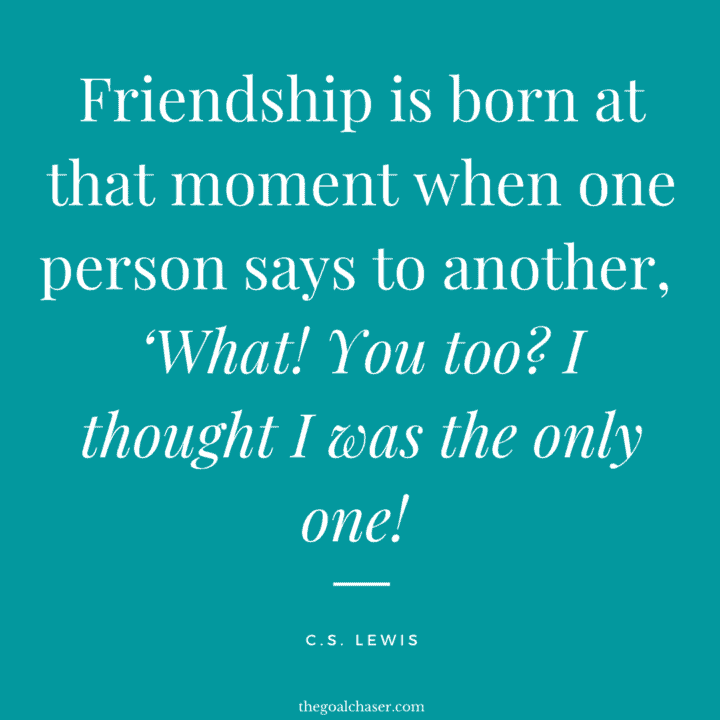 28 Short Funny Quotes About Friends